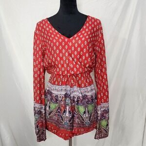 TRUTH NYC Size Medium‎ 100% Rayon Red Paisley Long Sleeve V-neck Boho Romper